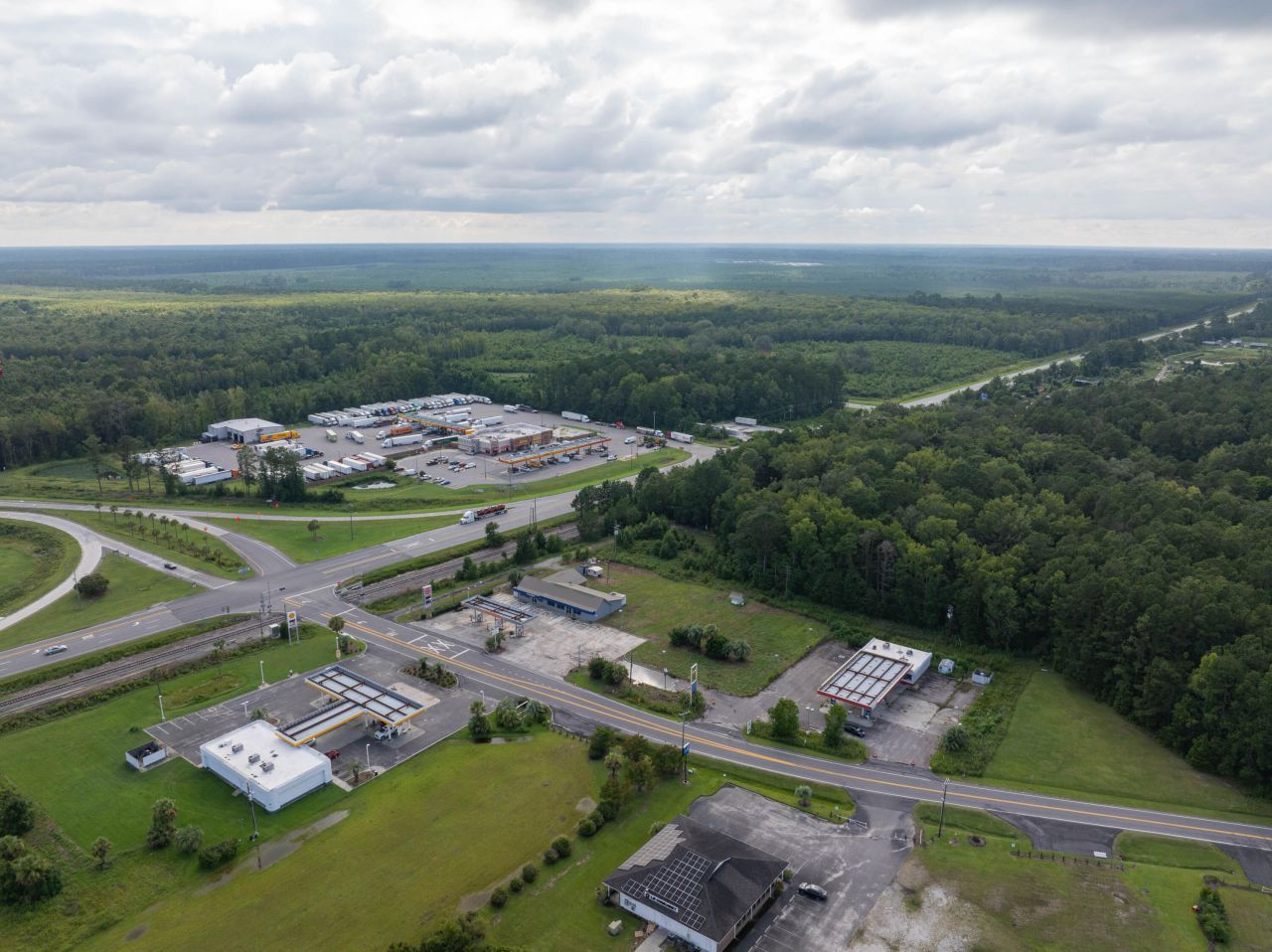 5 Lane Street Photo 40