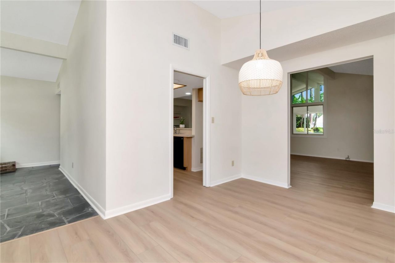 14212 84th Terrace, Seminole, FL 33776 Photo