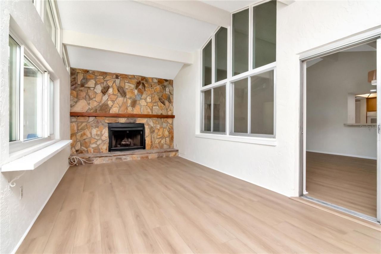 14212 84th Terrace, Seminole, FL 33776 Photo