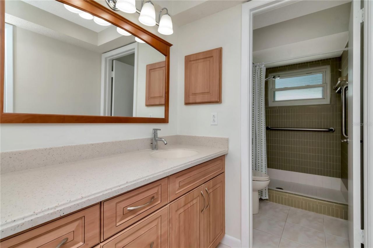 14212 84th Terrace, Seminole, FL 33776 Photo