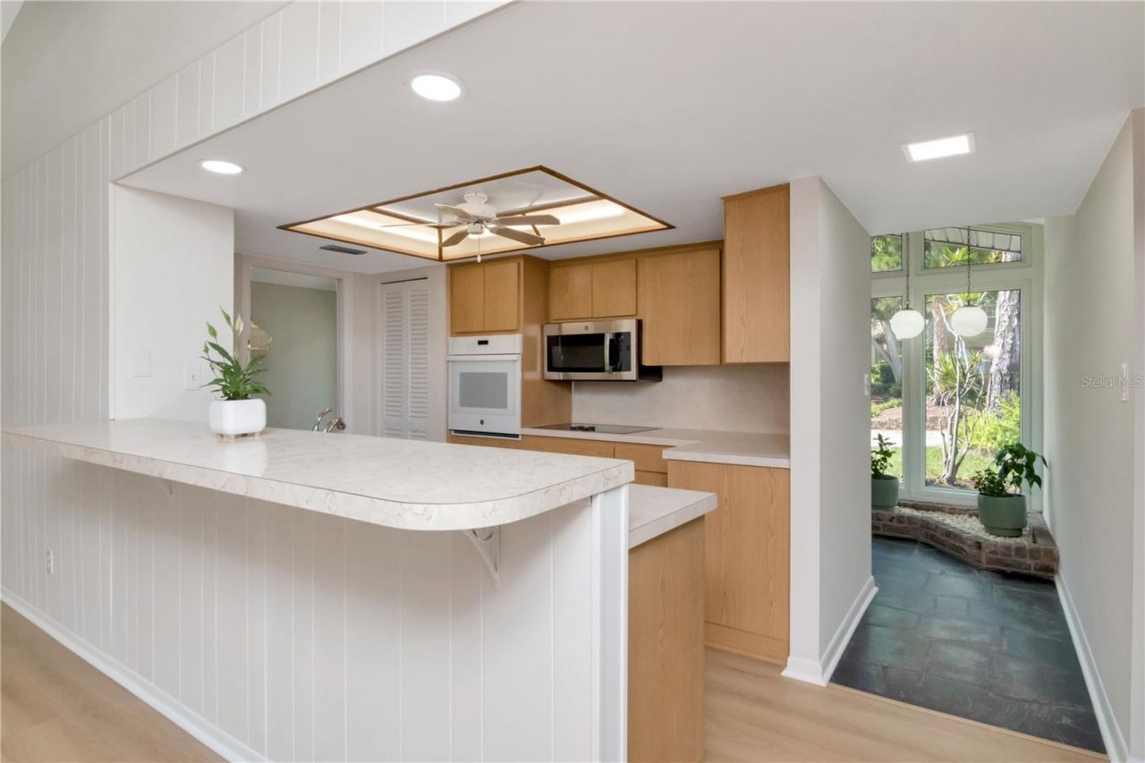 14212 84th Terrace, Seminole, FL 33776 Photo