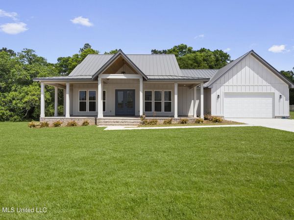 4181 Longleaf Place, Saucier, MS 39574