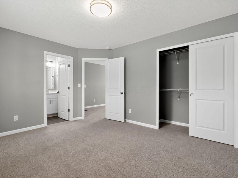 2736 Barrows Road, Columbus, OH 43232 Photo 13