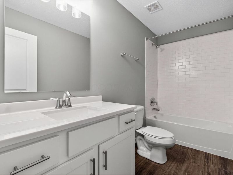 2736 Barrows Road, Columbus, OH 43232 Photo 15