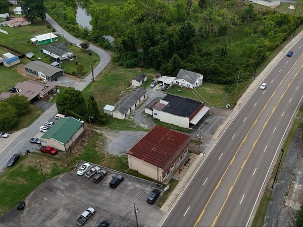 1024 South S Wilcox Drive, Kingsport, TN 37660