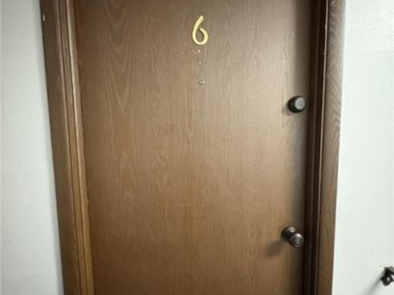 271 Folsom Street, Unit 6, Champion, OH 44483 Photo 2