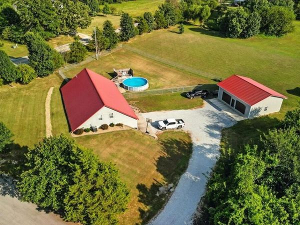 1007 Wade Street , Mountain View, MO 65548