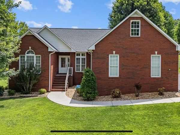 3930 Olyvia Ct, Cookeville, TN 38506
