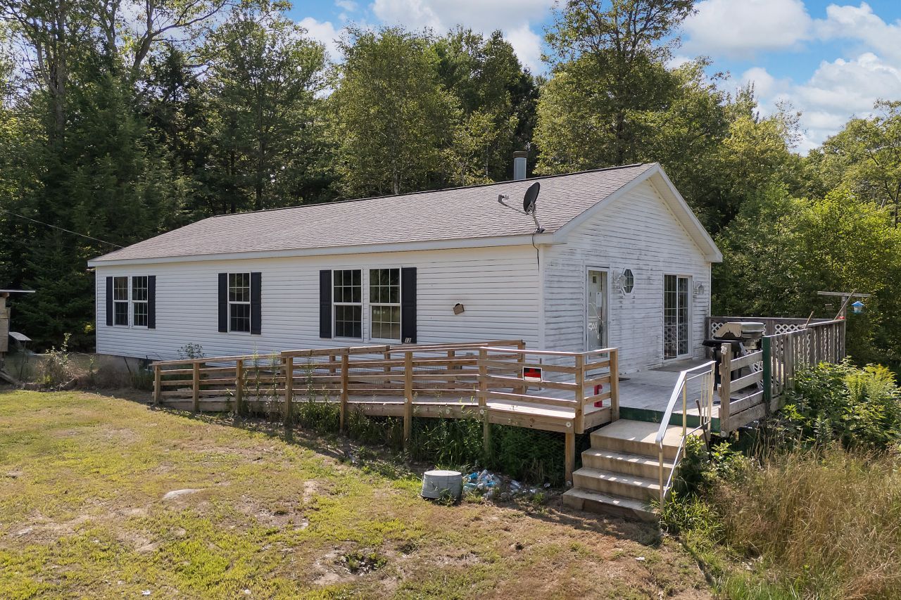 12 Micmac Drive, Wiscasset, ME 04578 Main Photo