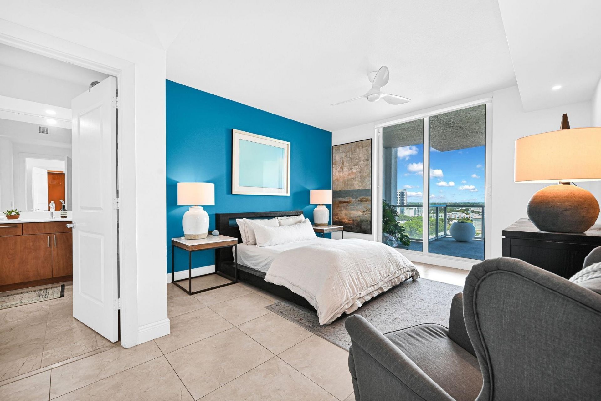315 NE 3rd Avenue, Unit 1008, Fort Lauderdale, FL 33301 Photo