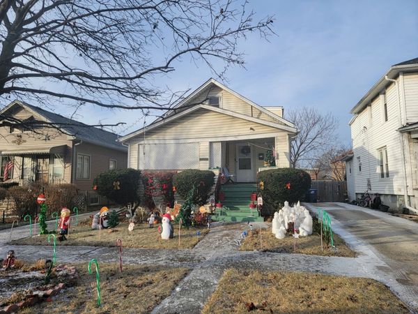 2124 S 3rd Avenue, Maywood, IL 60153