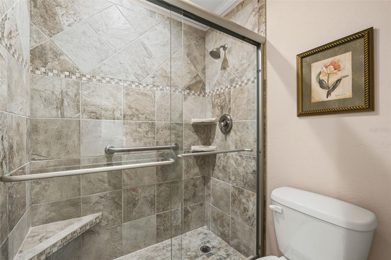 1255 E Peppertree Drive, Unit 201, Sarasota, FL 34242 Photo