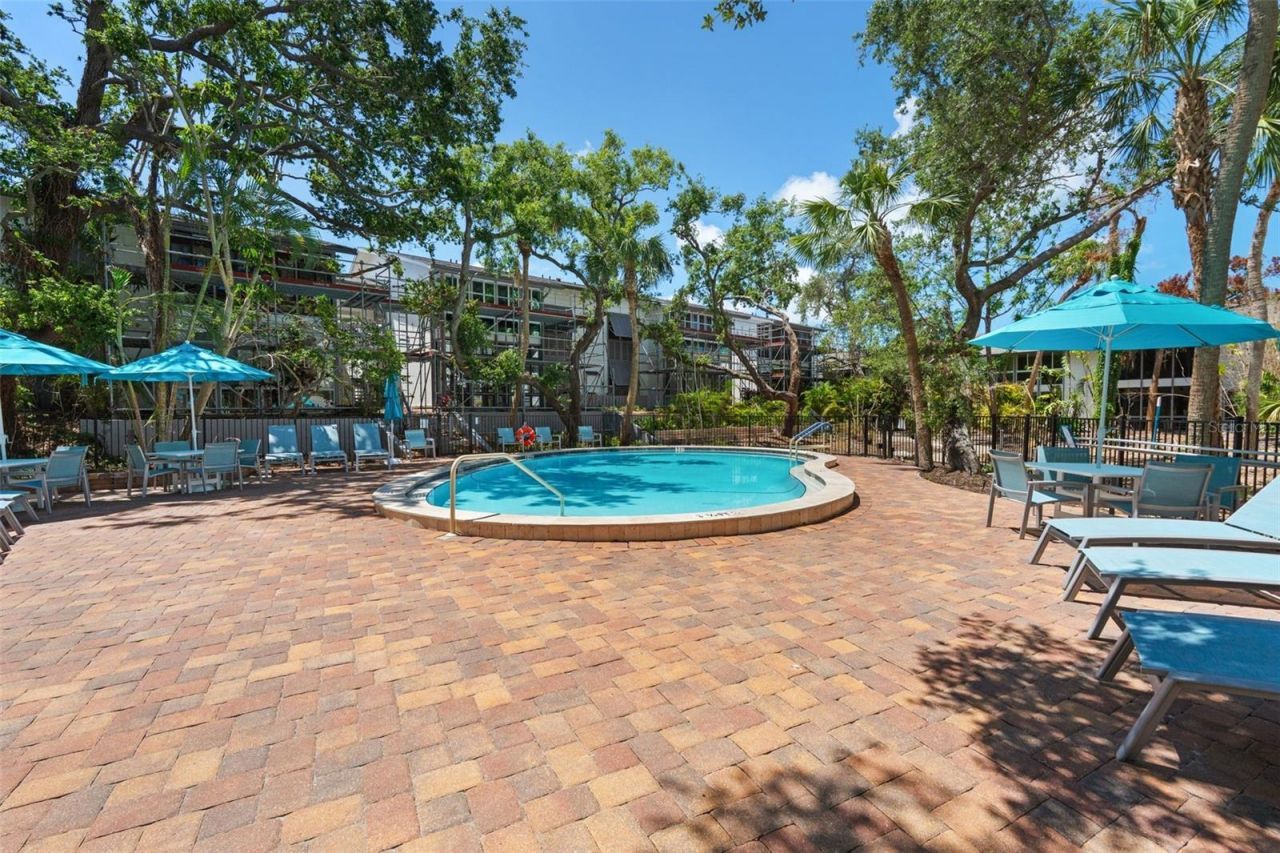 1255 E Peppertree Drive, Unit 201, Sarasota, FL 34242 Photo