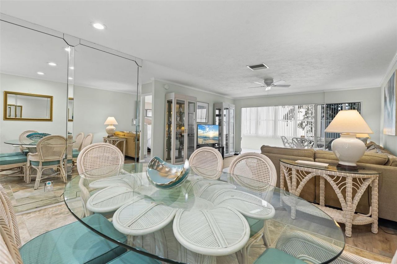 1255 E Peppertree Drive, Unit 201, Sarasota, FL 34242 Photo