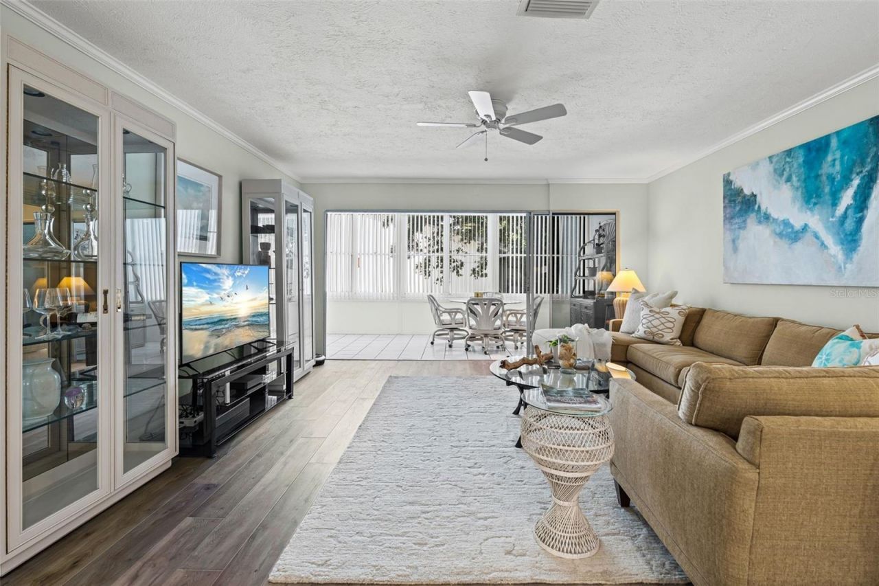 1255 E Peppertree Drive, Unit 201, Sarasota, FL 34242 Photo