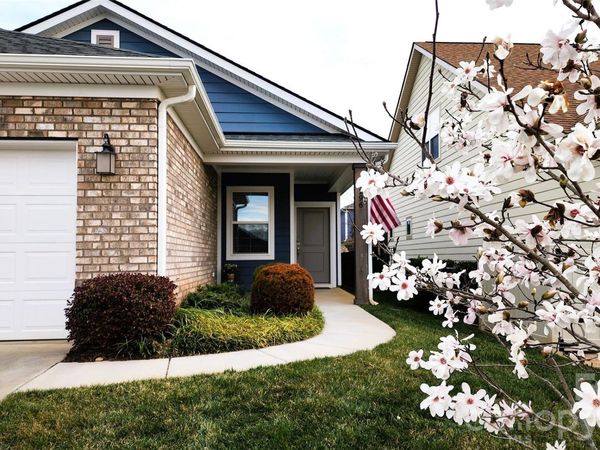 6296 Raven Rock Drive, Unit 725, Denver, NC 28037