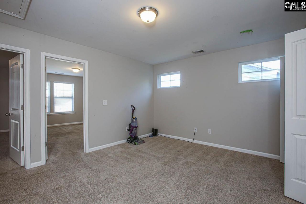 357 Summer Creek Drive Photo 12