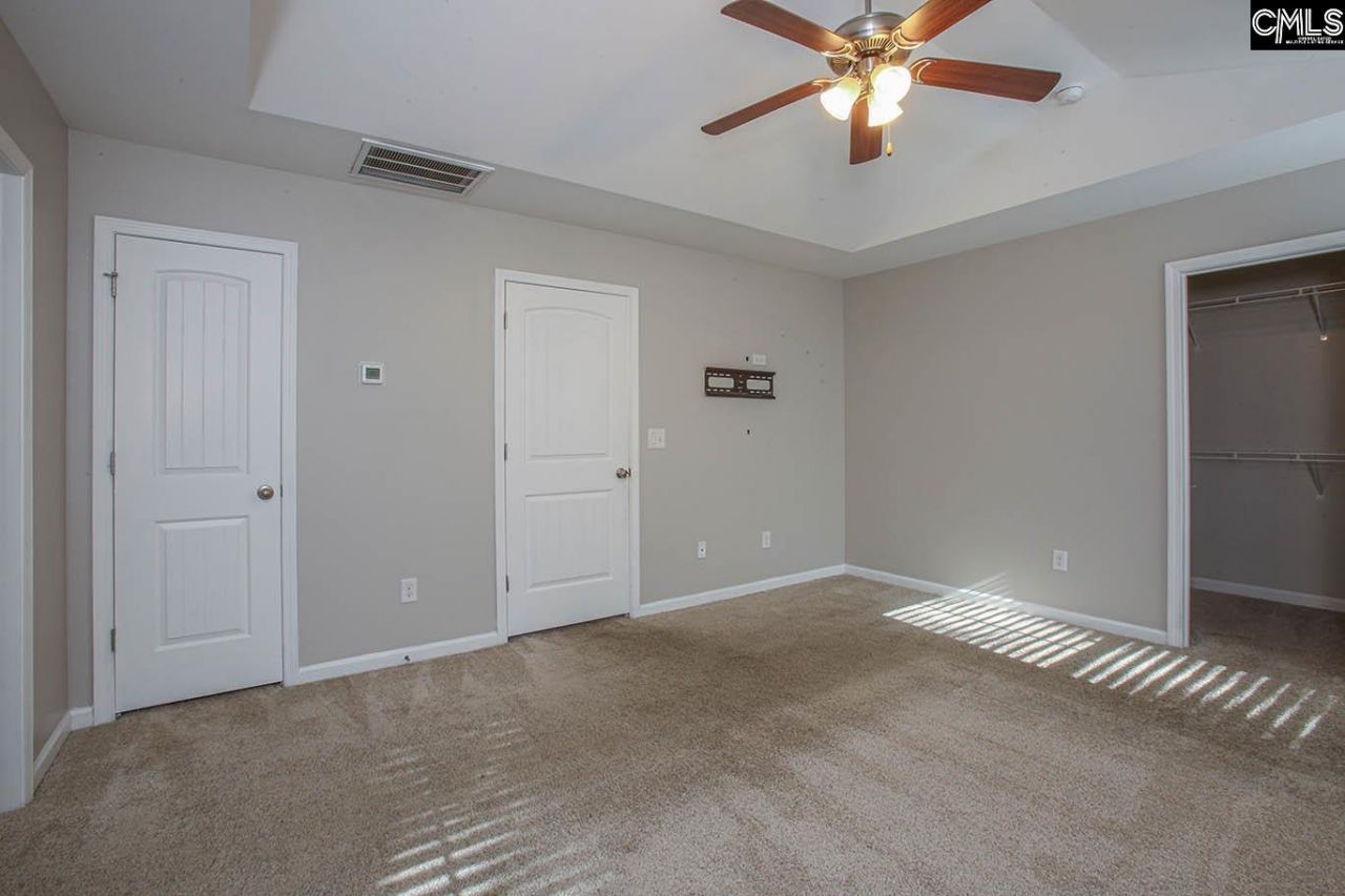 357 Summer Creek Drive Photo 17