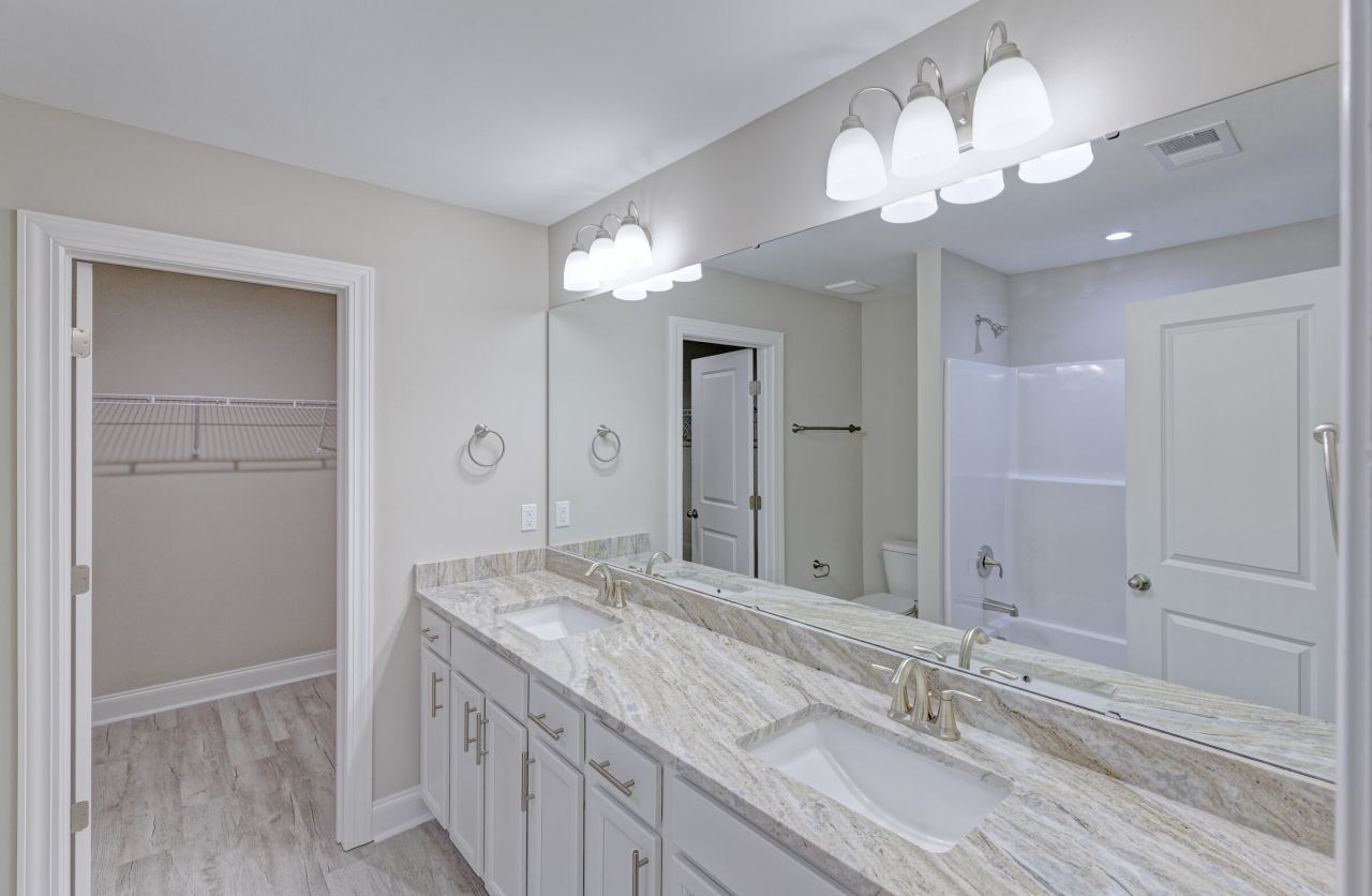 131 Stephanie Circle Photo 32