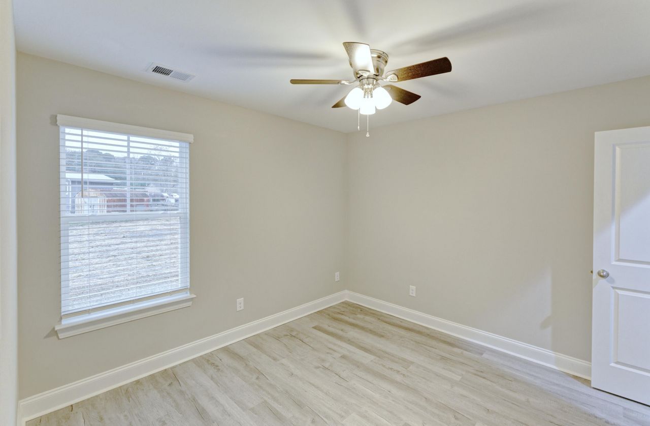 131 Stephanie Circle Photo 37