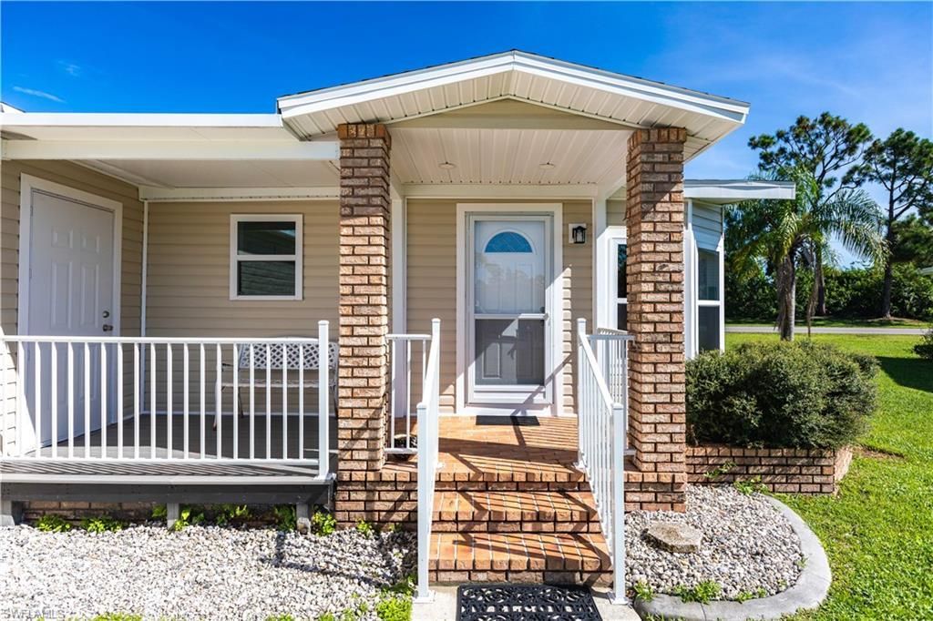 19867 Eagle Trace Ct, North Fort Myers, FL 33903 Photo