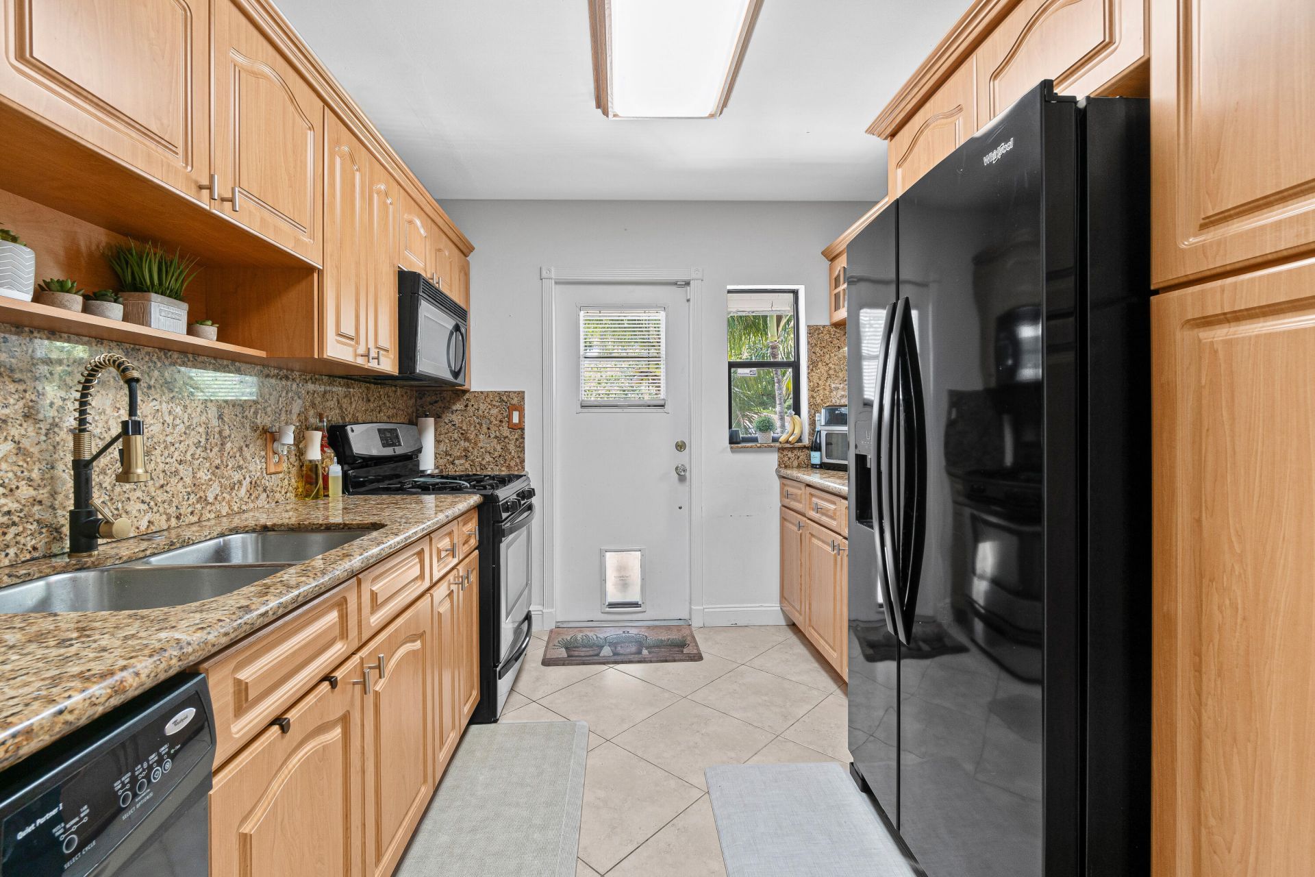 5511 Columbus Road, West Palm Beach, FL 33405 Photo