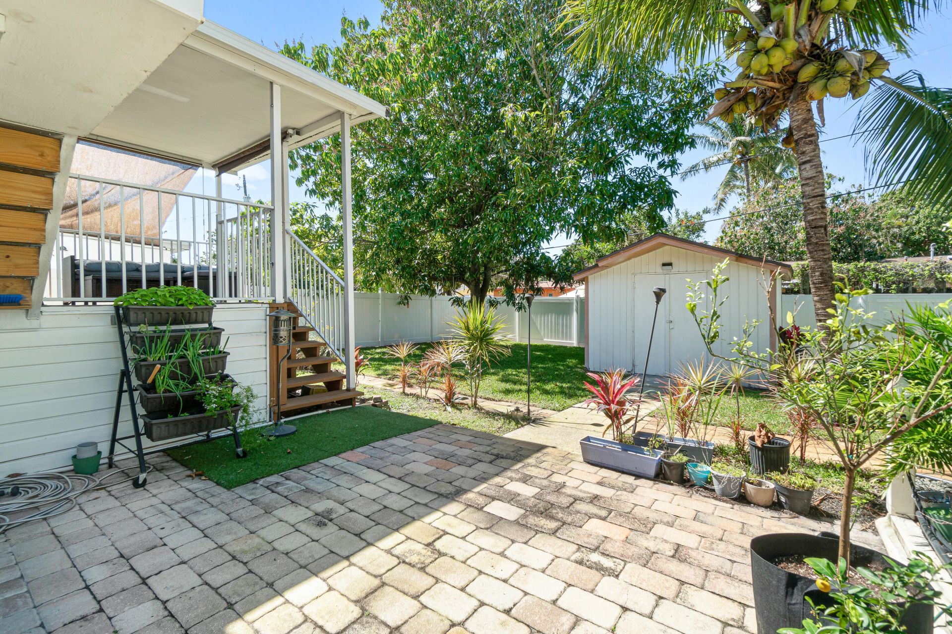 5511 Columbus Road, West Palm Beach, FL 33405 Photo