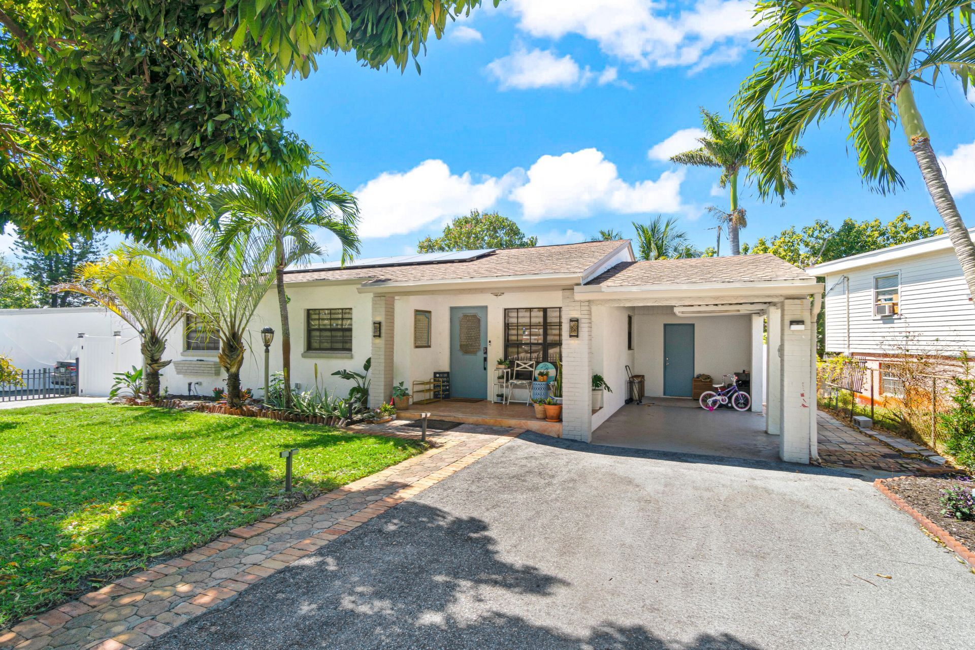 5511 Columbus Road, West Palm Beach, FL 33405 Photo