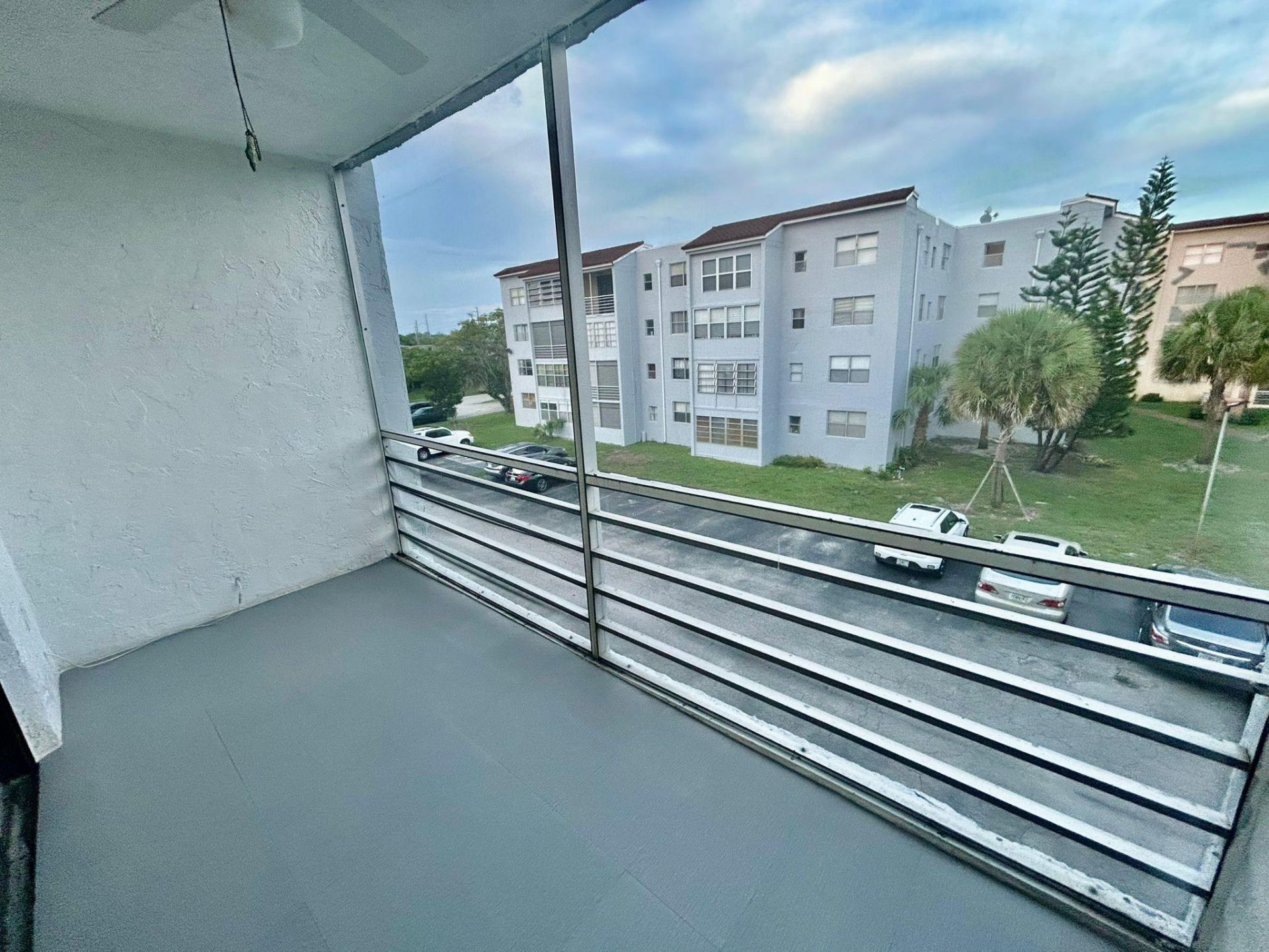 2850 Somerset Drive, Unit 316L, Lauderdale Lakes, FL 33311 Photo