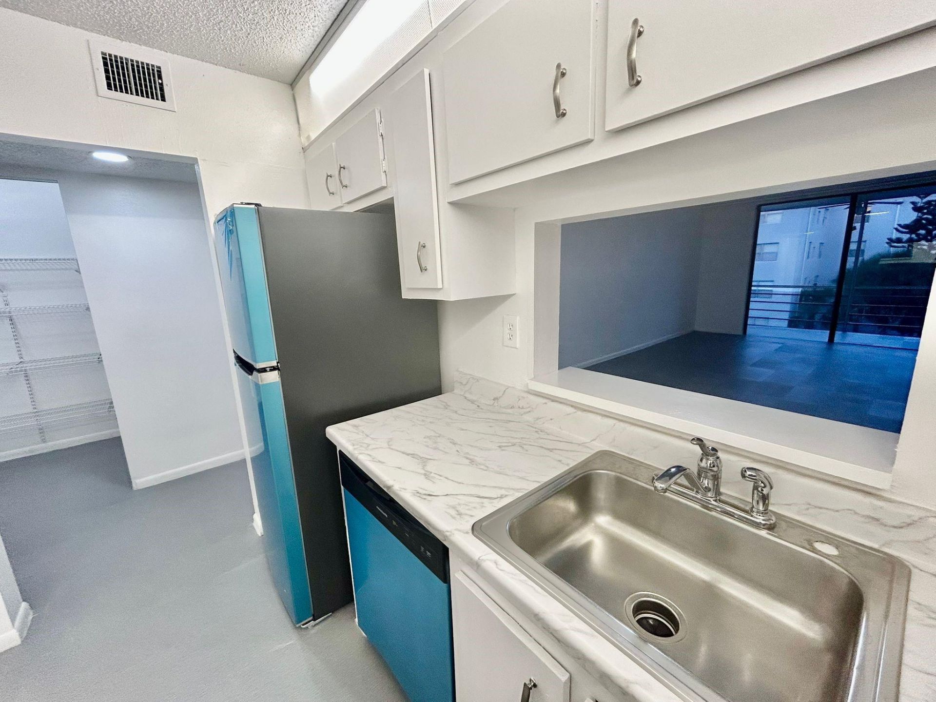 2850 Somerset Drive, Unit 316L, Lauderdale Lakes, FL 33311 Photo