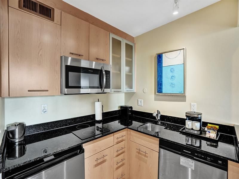 2670 E Sunrise Boulevard, Unit 1120, Fort Lauderdale, FL 33304 Photo