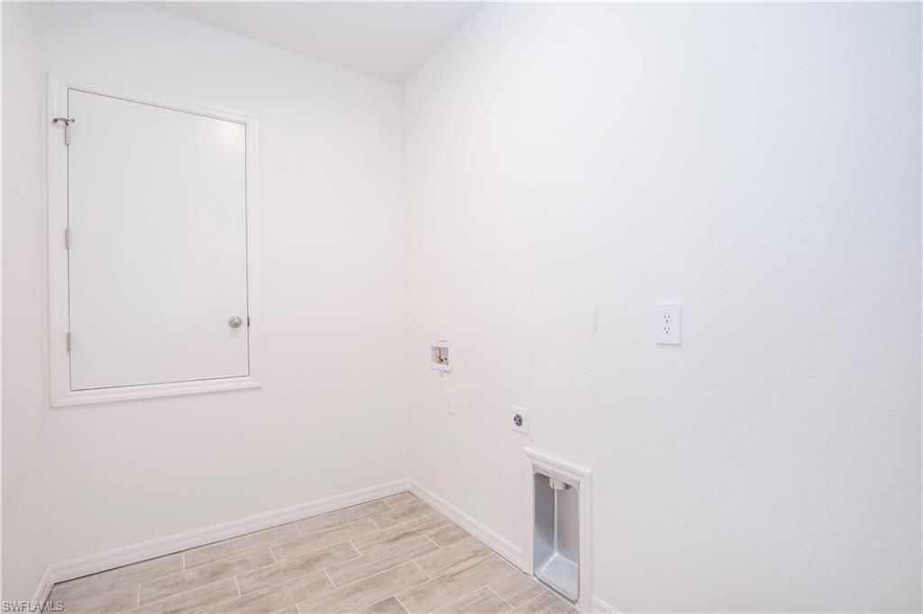 1431 SW 4th Ln, Cape Coral, FL 33991 Photo