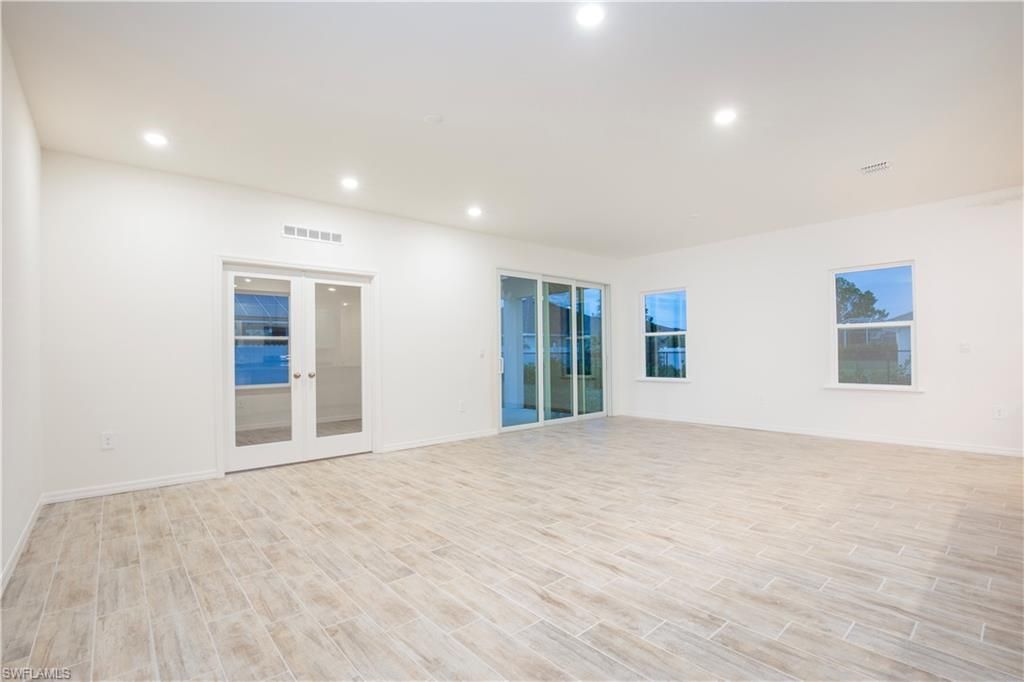 1431 SW 4th Ln, Cape Coral, FL 33991 Photo