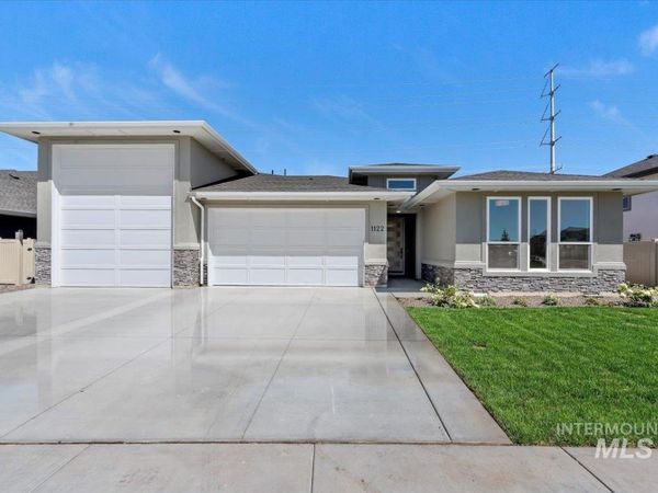 1122 W Tida, Meridian, ID 83646