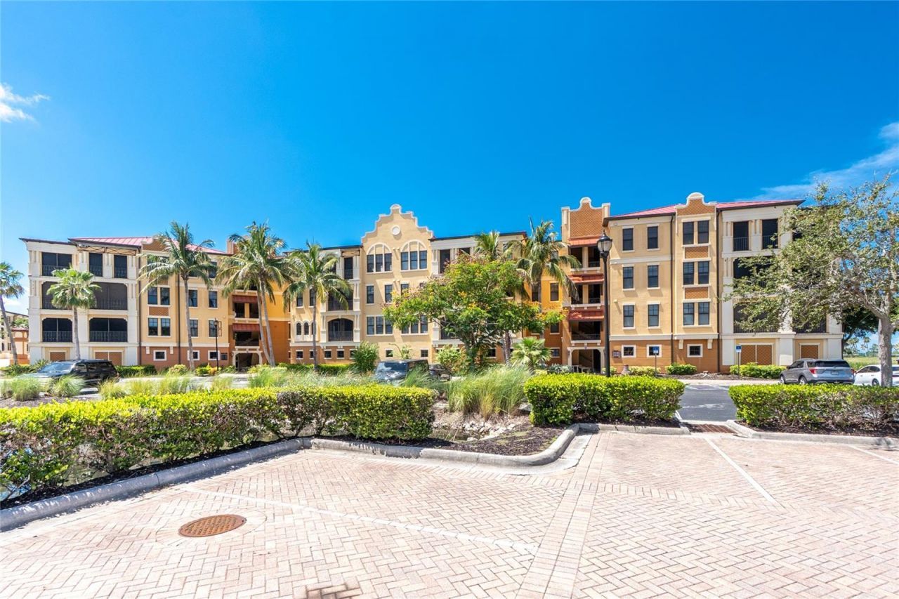 97 Vivante Boulevard, Unit 404, Punta Gorda, FL 33950 Photo