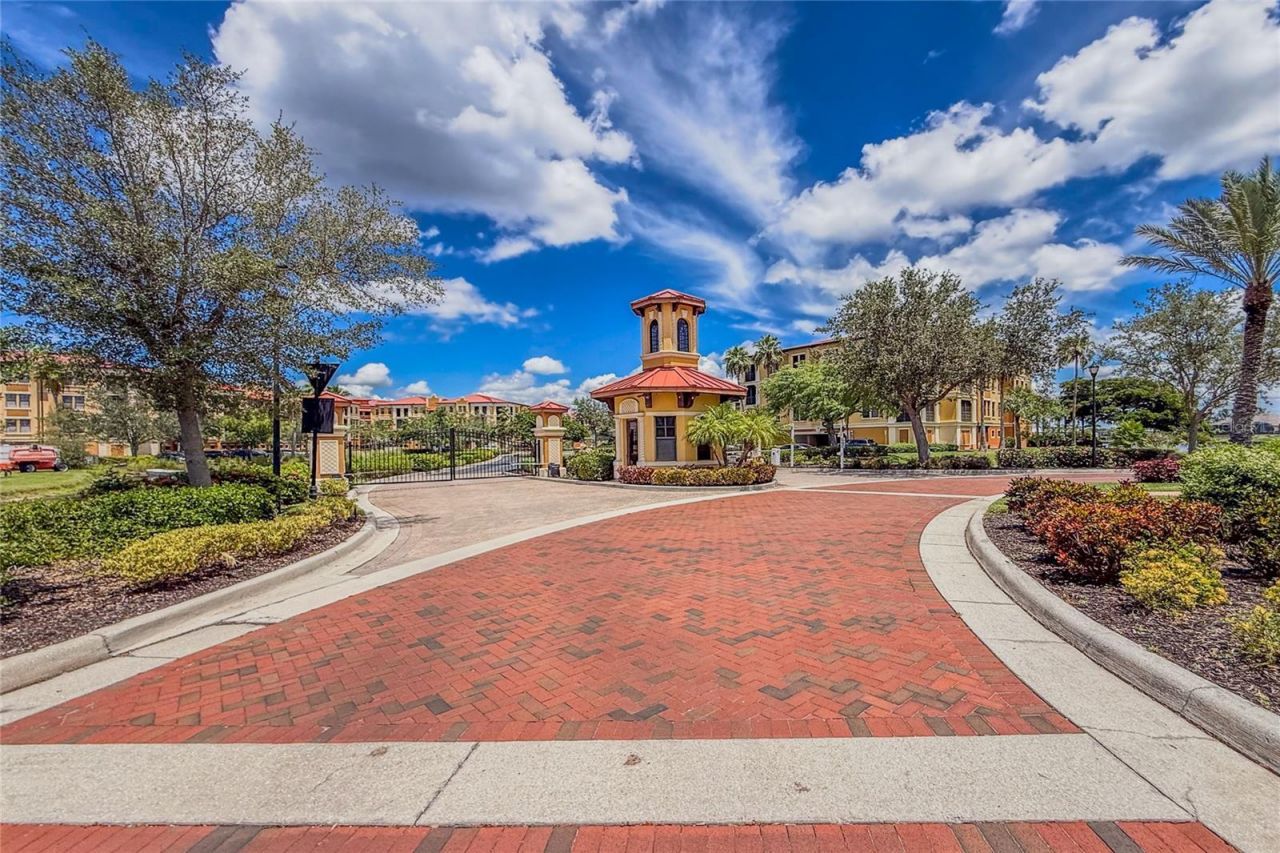 97 Vivante Boulevard, Unit 404, Punta Gorda, FL 33950 Photo