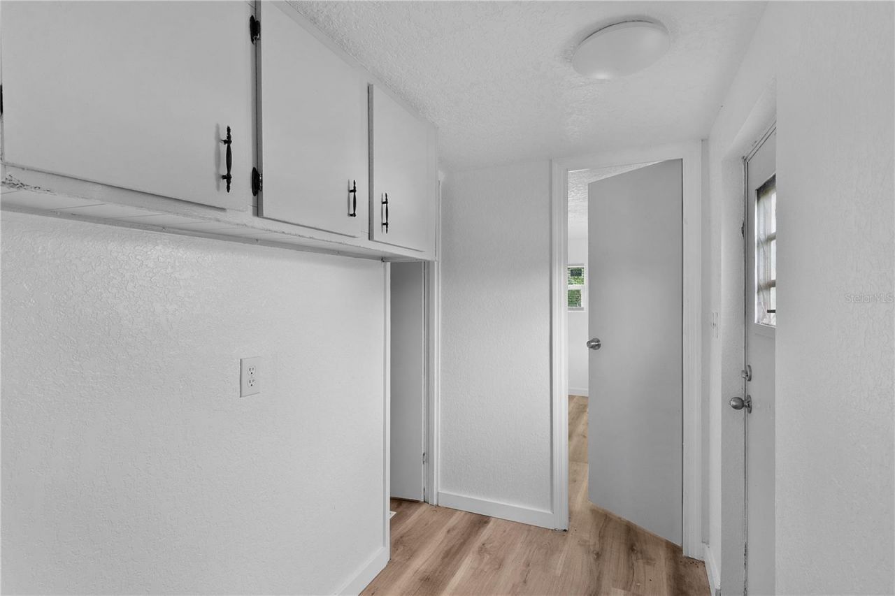 27301 Lemon Avenue, Okahumpka, FL 34762 Photo