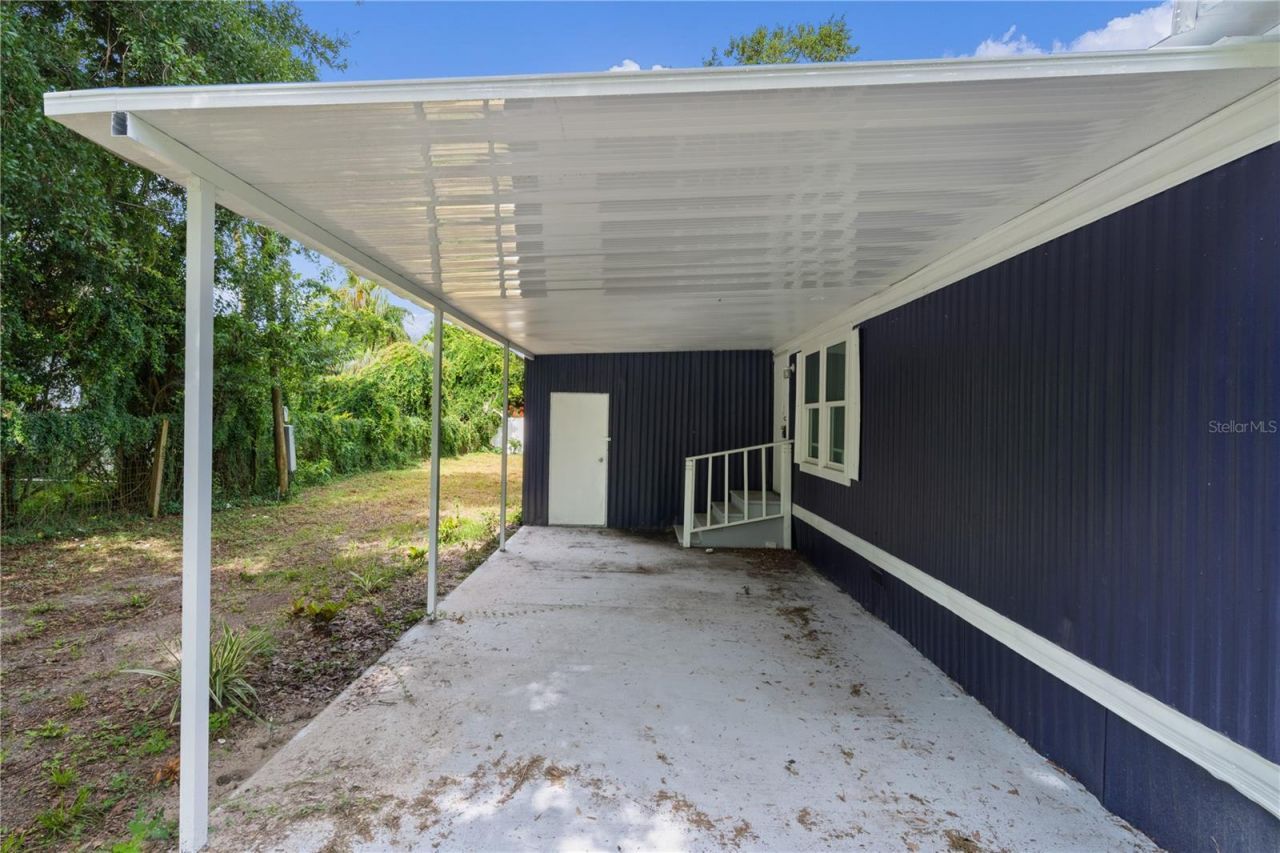 27301 Lemon Avenue, Okahumpka, FL 34762 Photo
