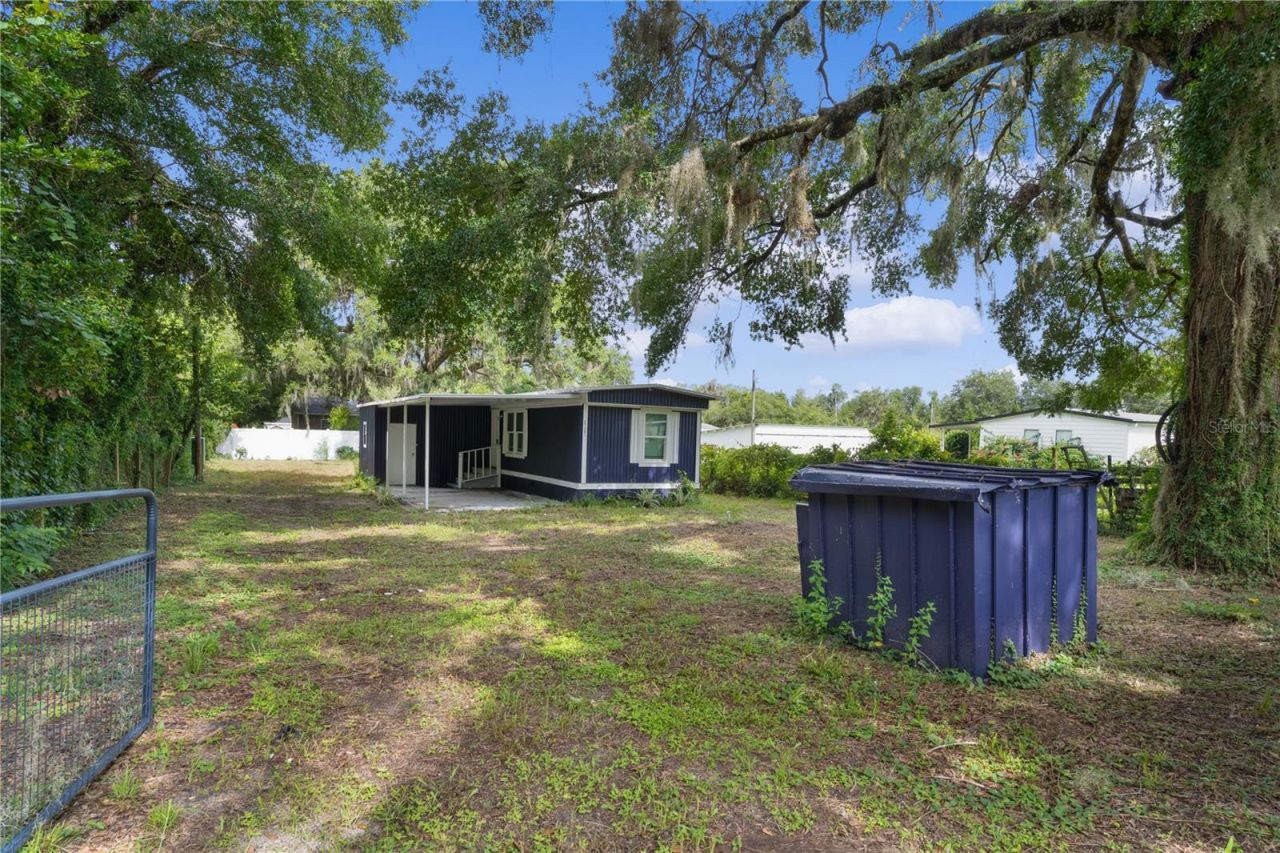 27301 Lemon Avenue, Okahumpka, FL 34762 Photo