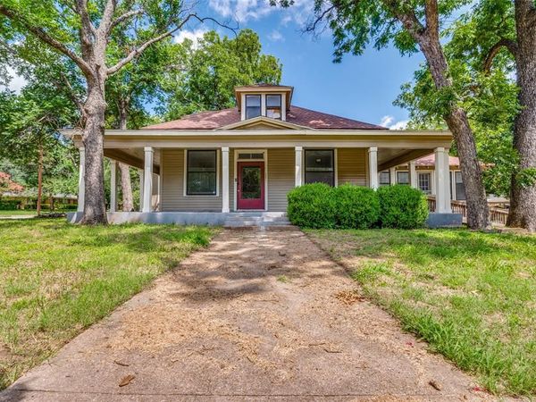 408 W Decatur Street, Ennis, TX 75119