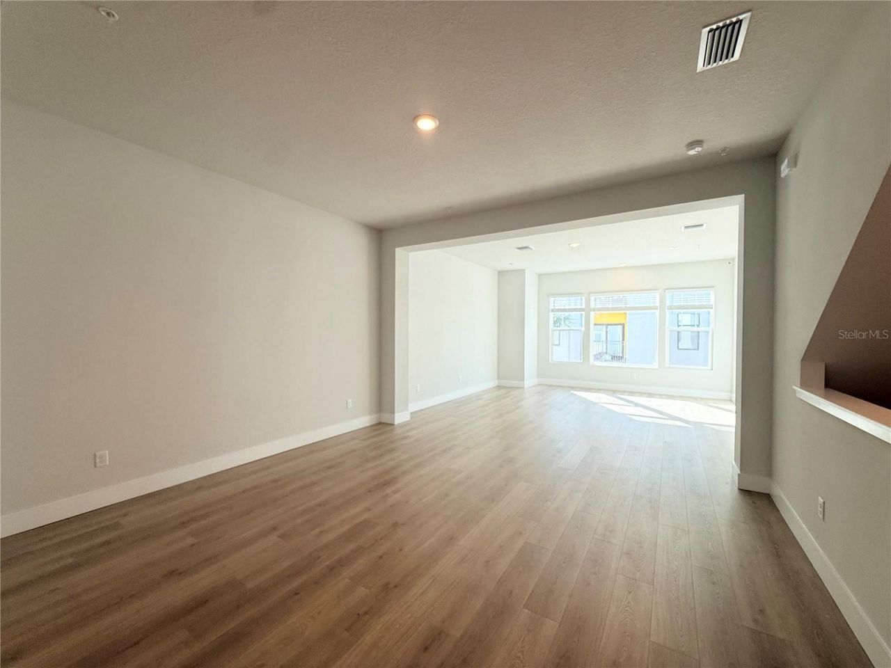 494 31st Way N, Saint Petersburg, FL 33713 Photo