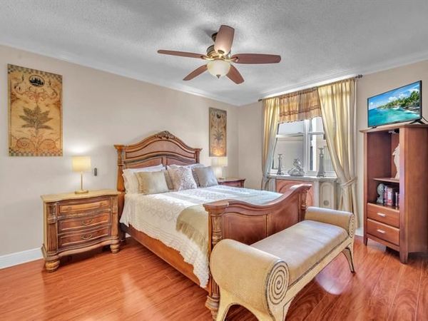 630 S Sapodilla Ave, Unit 407, West Palm Beach, FL 33401