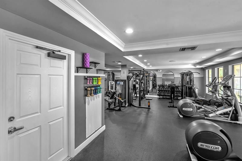 630 S Sapodilla Ave, Unit 407, West Palm Beach, FL 33401 Photo