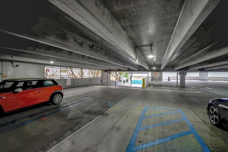 630 S Sapodilla Ave, Unit 407, West Palm Beach, FL 33401 Photo