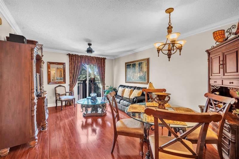 630 S Sapodilla Ave, Unit 407, West Palm Beach, FL 33401 Photo