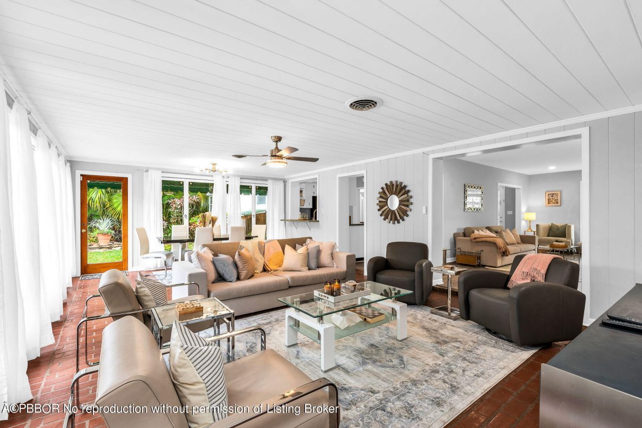 127 Miramar Way, West Palm Beach, FL 33405 Photo