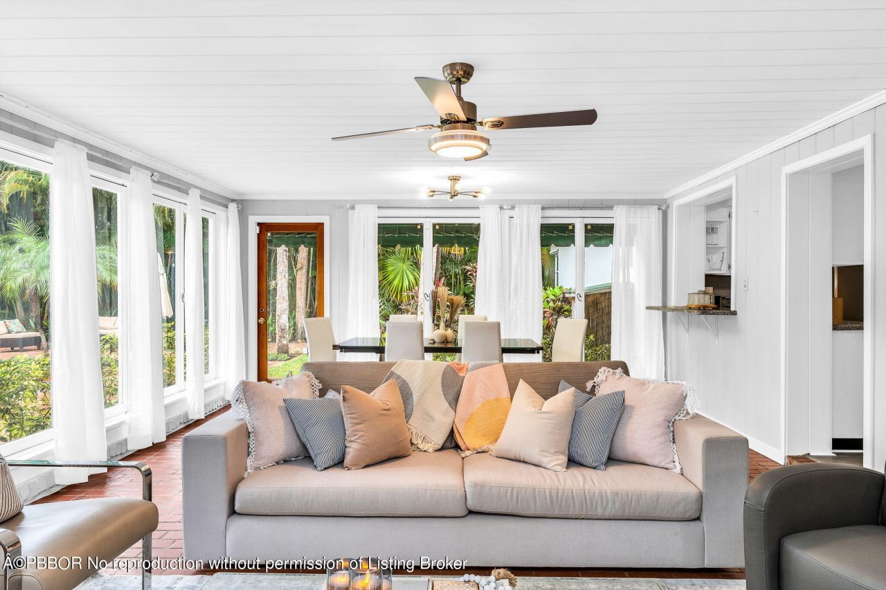 127 Miramar Way, West Palm Beach, FL 33405 Photo