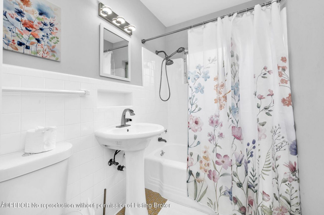 127 Miramar Way, West Palm Beach, FL 33405 Photo