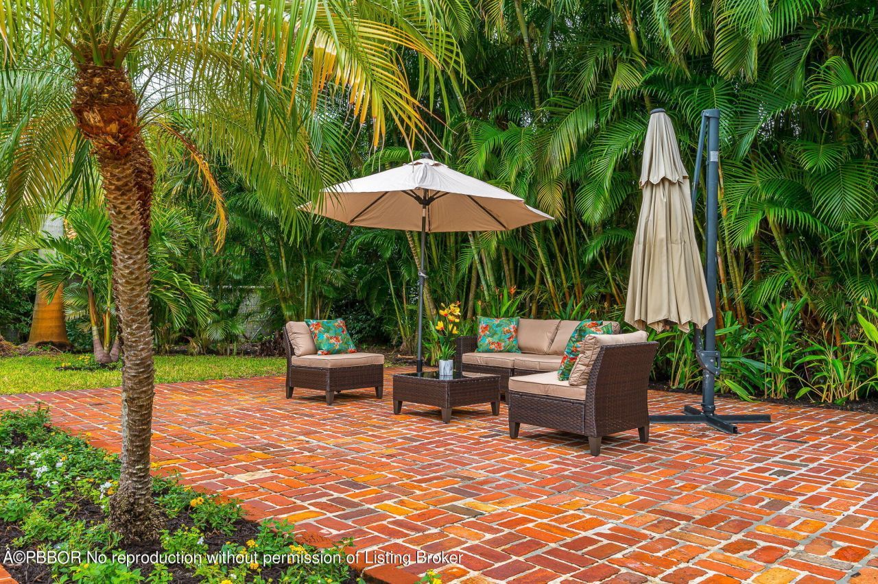 127 Miramar Way, West Palm Beach, FL 33405 Photo