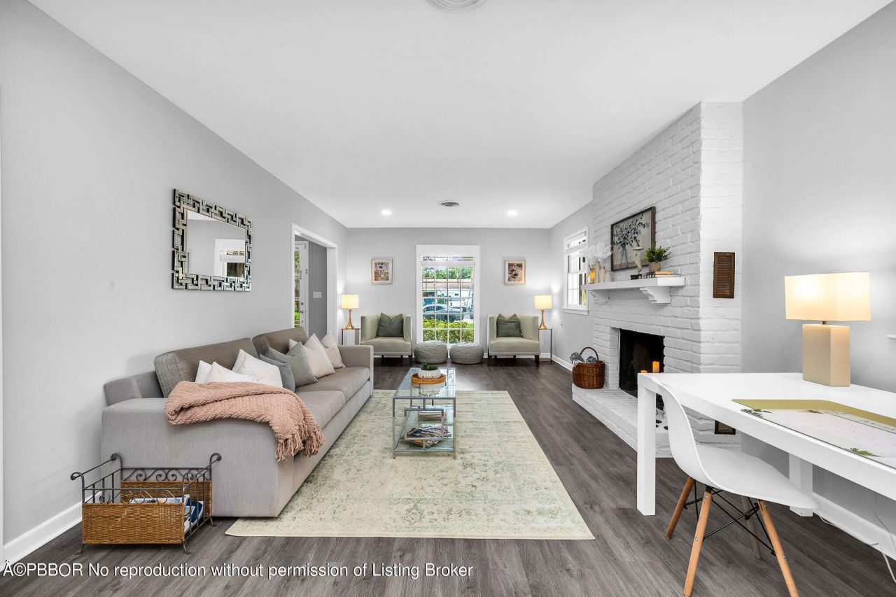 127 Miramar Way, West Palm Beach, FL 33405 Photo